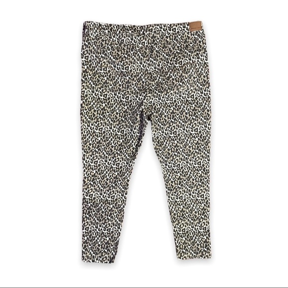 American Eagle Jegging Plus Size Next Level Stretch Leopard Denim Womens 24 - Picture 4 of 7